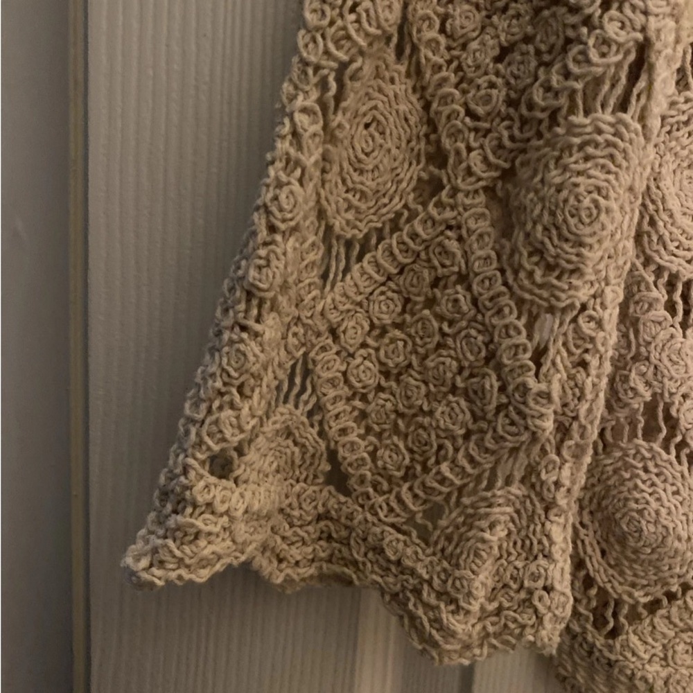 Crochet Women Sweater - Picture 5 of 6